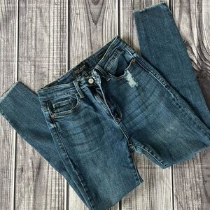 NWOT Women’s Judy Blue skinny fit jeans, size 29